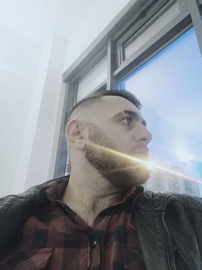  ,   Garik, 33 ,   ,   , c , 