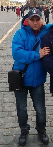  -,   Petr, 43 ,   ,   , c 