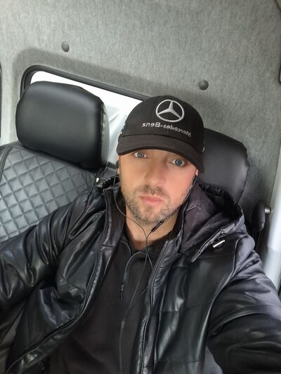  ,   Alex, 41 ,   ,   