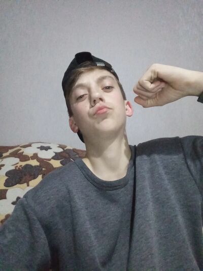  ,   Maxim, 23 ,   ,   