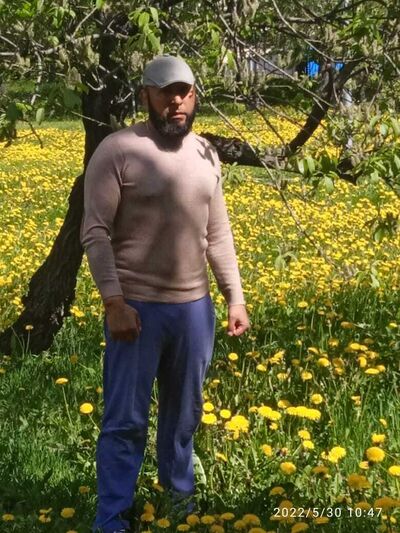  ,   Azam, 45 ,   c 