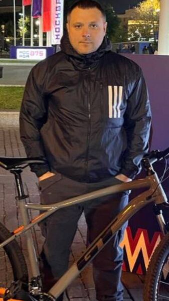  Moscow,   Vadim, 40 ,   ,   