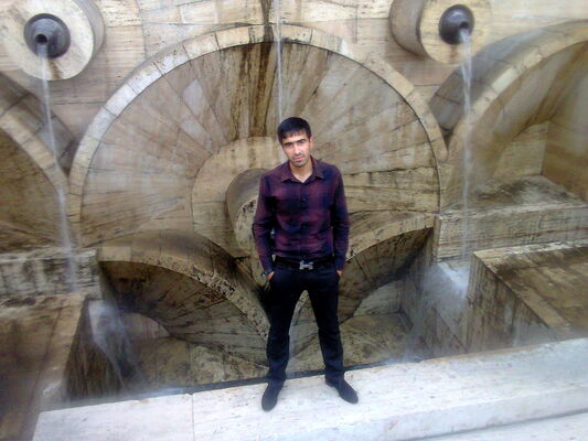  ,   Hakob, 32 ,   