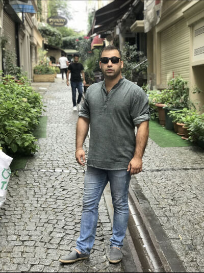  ,   Karen, 37 ,   ,   , c 