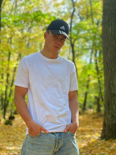 ,   Andrey, 23 ,   ,   , c , 
