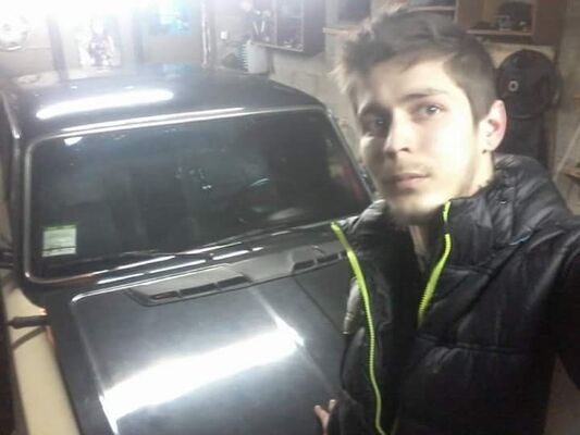  ,   Alex, 33 ,   ,   , c 