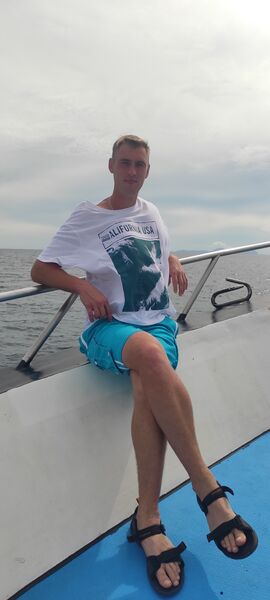  ,   Konstantin, 32 ,   ,   , c 