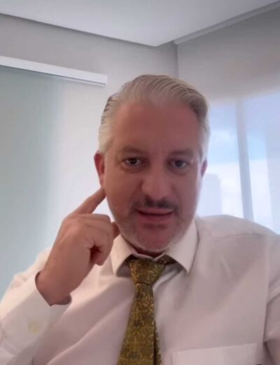  ,   Mark leonard, 58 ,   ,   