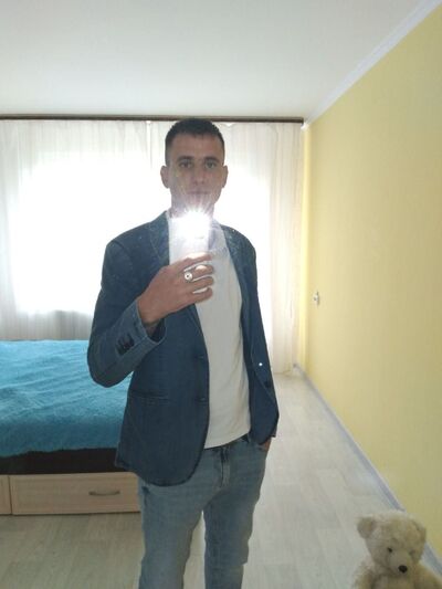  ,   Pavel, 31 ,   ,   