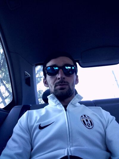  ,   Erik, 32 ,   ,   , c 