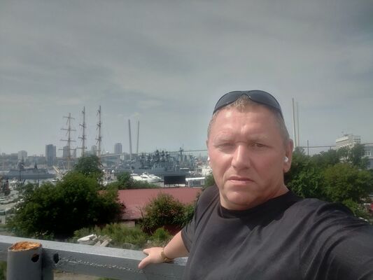  --,   , 52 ,   