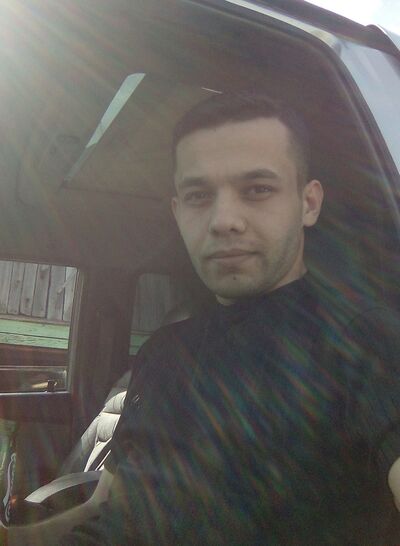  ,   Dmitriy, 33 ,   
