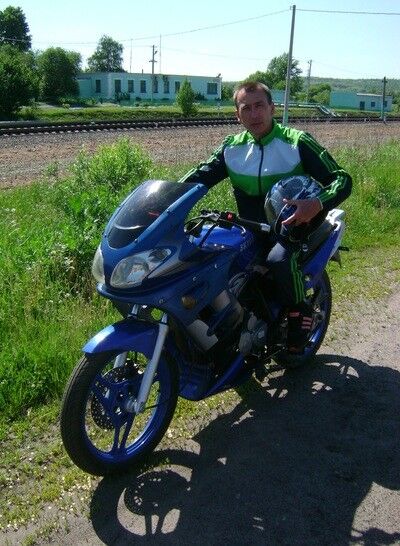  ,   Vadim, 60 ,   