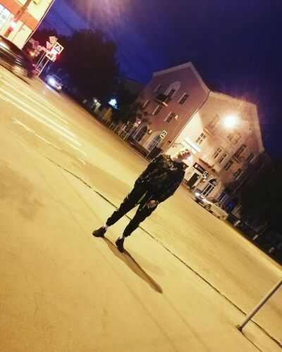   ,   Huan, 27 ,   ,   