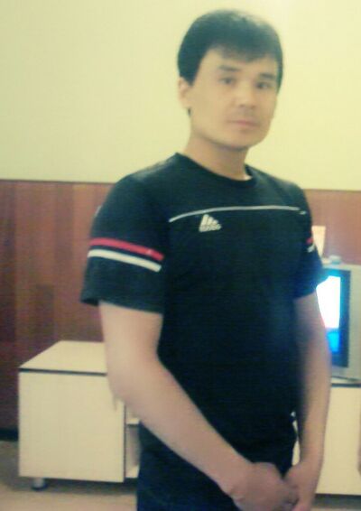  ,   Nurjan, 37 ,  