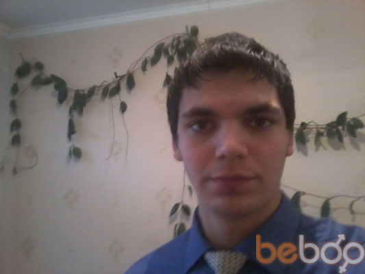  ,   Pavel, 34 ,   