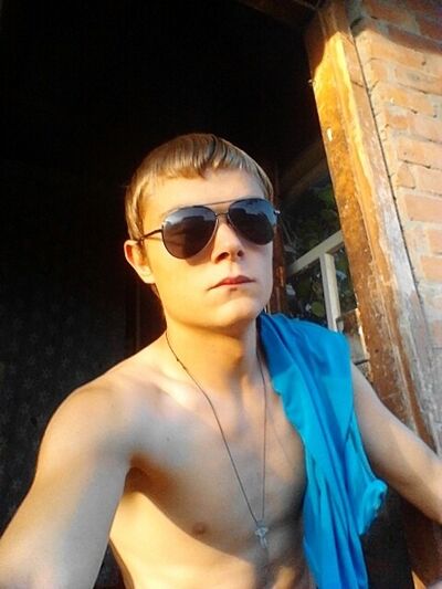  ,   Pavlo, 23 ,   ,   , c 