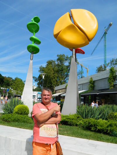  ,   Sergej, 50 ,   