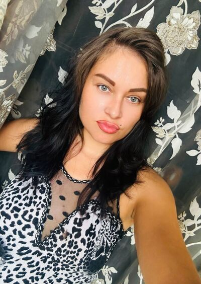  ,   Nata, 32 ,   ,   