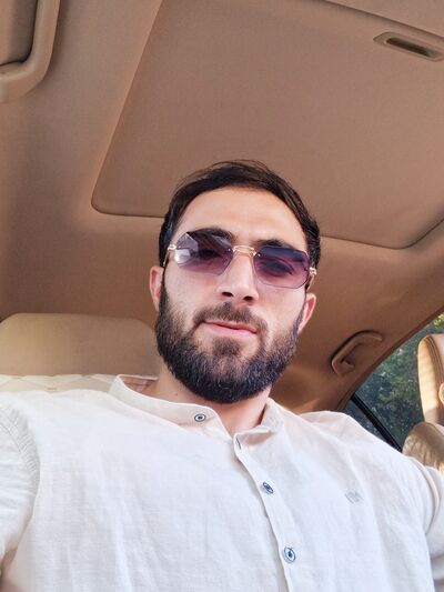  ,   Narek, 31 ,   ,   