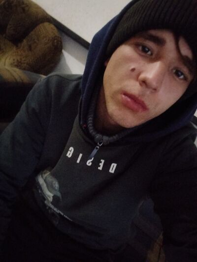  ,   Max, 22 ,   ,   