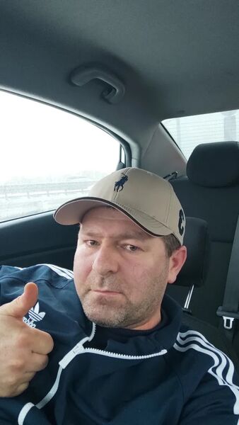  ,   Pavel, 48 ,   c 