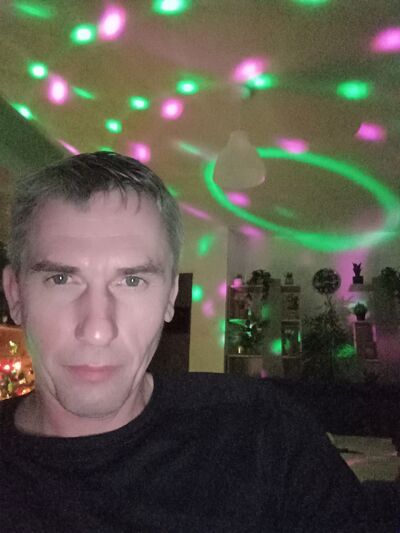  ,   Viktor, 45 ,     , c , 