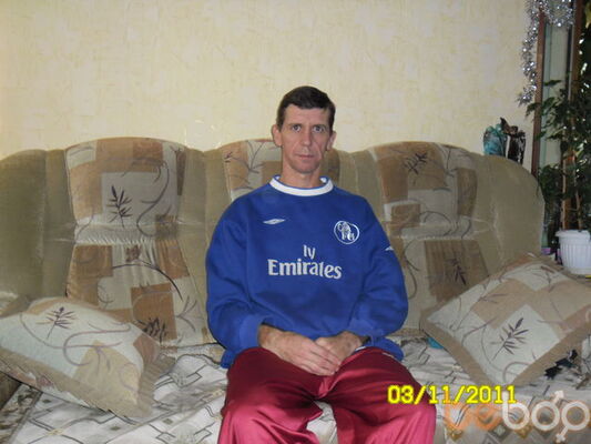  ,   Albert, 52 ,     , c 