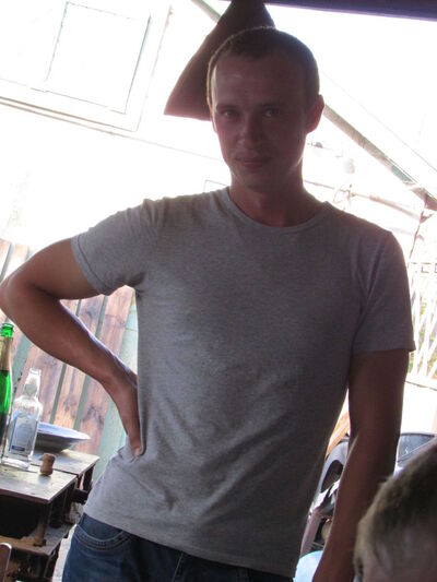  ,   Sergei, 37 ,   ,   