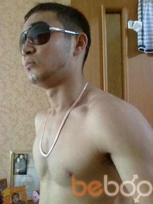  ,   Nurik, 32 ,   
