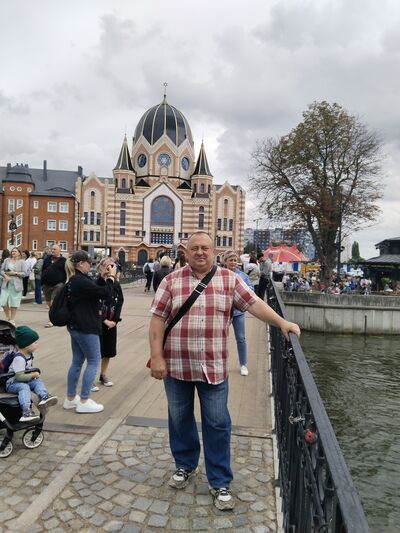  ,   Viktor, 64 ,     , c , 