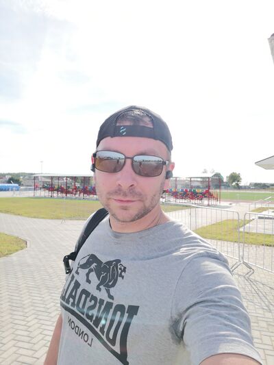  ,   Ivan, 40 ,   ,   