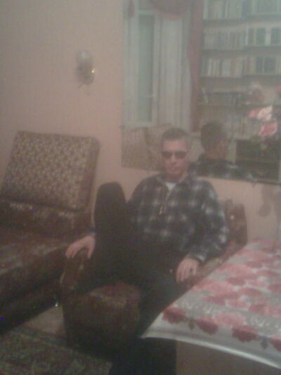  ,   Viktor, 46 ,   ,   , c 