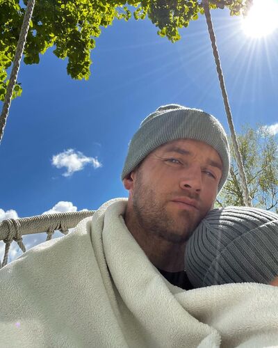  ,   Chris, 42 ,   ,   