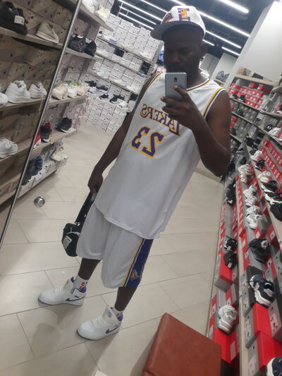  ,   Miguel, 37 ,   ,   