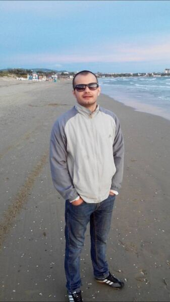  --,   Monfis, 29 ,   ,   