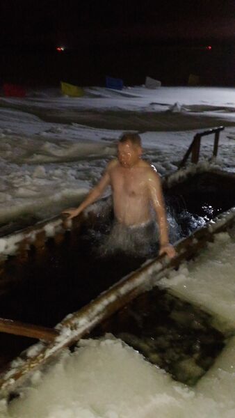  ,   Vlad, 48 ,   