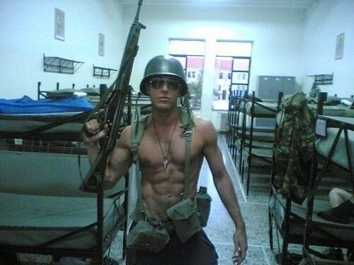  4452105  Pollo, 34 ,    