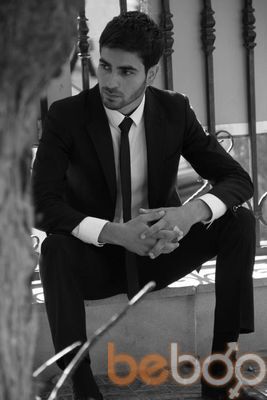  ,   Raull, 35 ,   