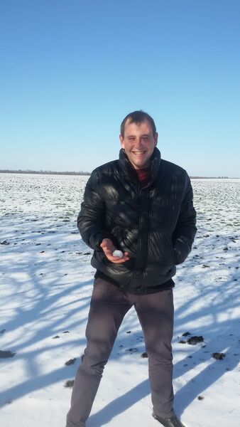  ,   Viktor, 35 ,   ,   , c , 