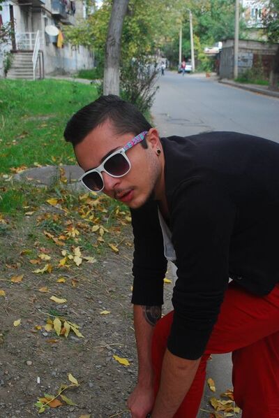  ,   Lado, 30 ,   ,   , c 