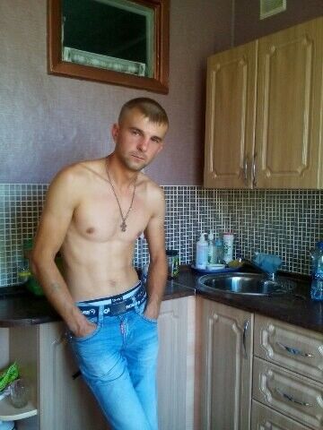  ,   Sergey, 40 ,   
