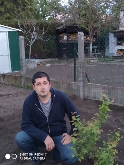  Vertaizon,   Karen, 38 ,   ,   