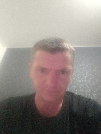  ,   Aleksandar, 40 ,   c 