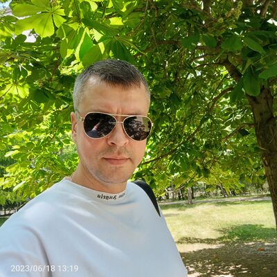  ,   Den, 45 ,   ,   