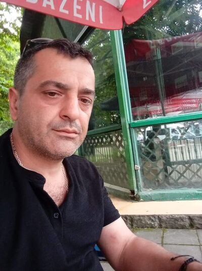  ,   Shnigzo, 46 ,   ,   