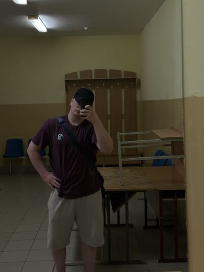  ,   Denis, 24 ,   ,   , c , 