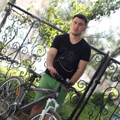  ,   Rasik, 33 ,   , 