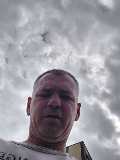  ,   Den, 43 ,   ,   