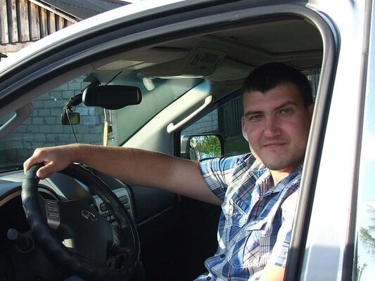  ,   Andyk, 32 ,   